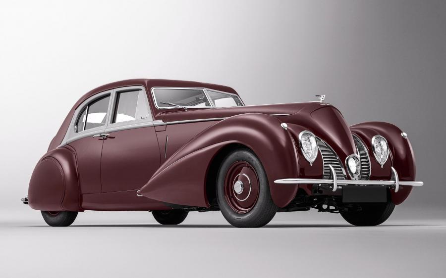 Bentley Corniche Saloon by Mulliner Recreation '2019